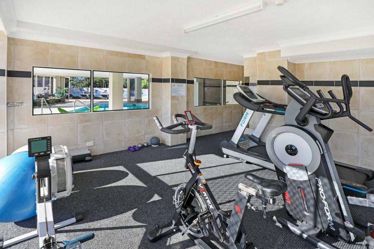 Pacific Regis Beachfront Holiday Apartments Gold Coast Exterior foto